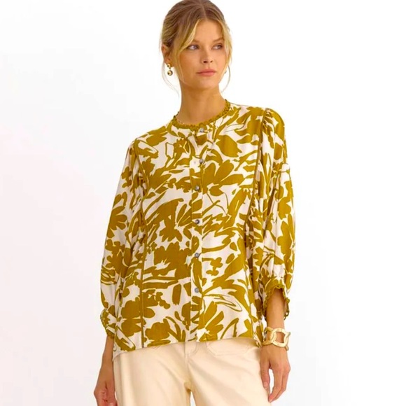 entro Tops - Entro Olive Floral Blouse and Cream Trousers